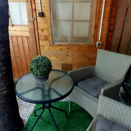 Bungalo, Terrace, Wifi, Fahaz, Ac, Bbq, Parking 豪华帐篷